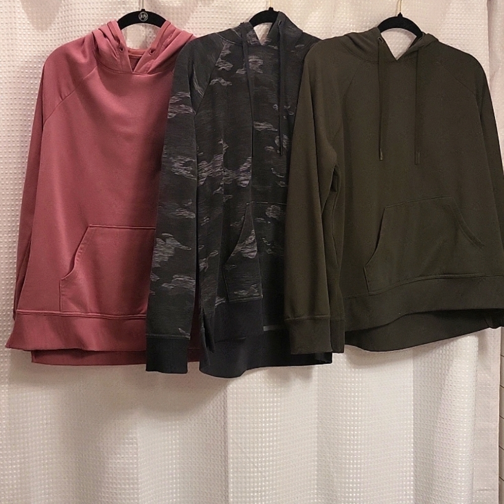 3 Athletics Women's Hoodies